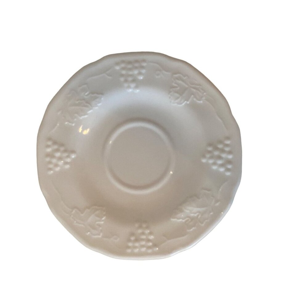 Vintage White Milk Glass Grapes Leaves Saucer Replacement Lot of 4